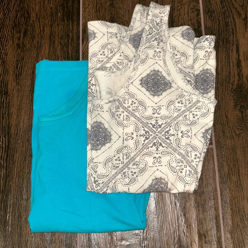 Maurices Tank Tops Sz Large & Medium